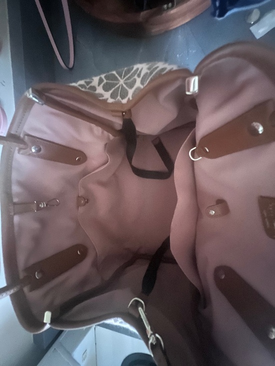 Kate Spade - Picture 1 of 4